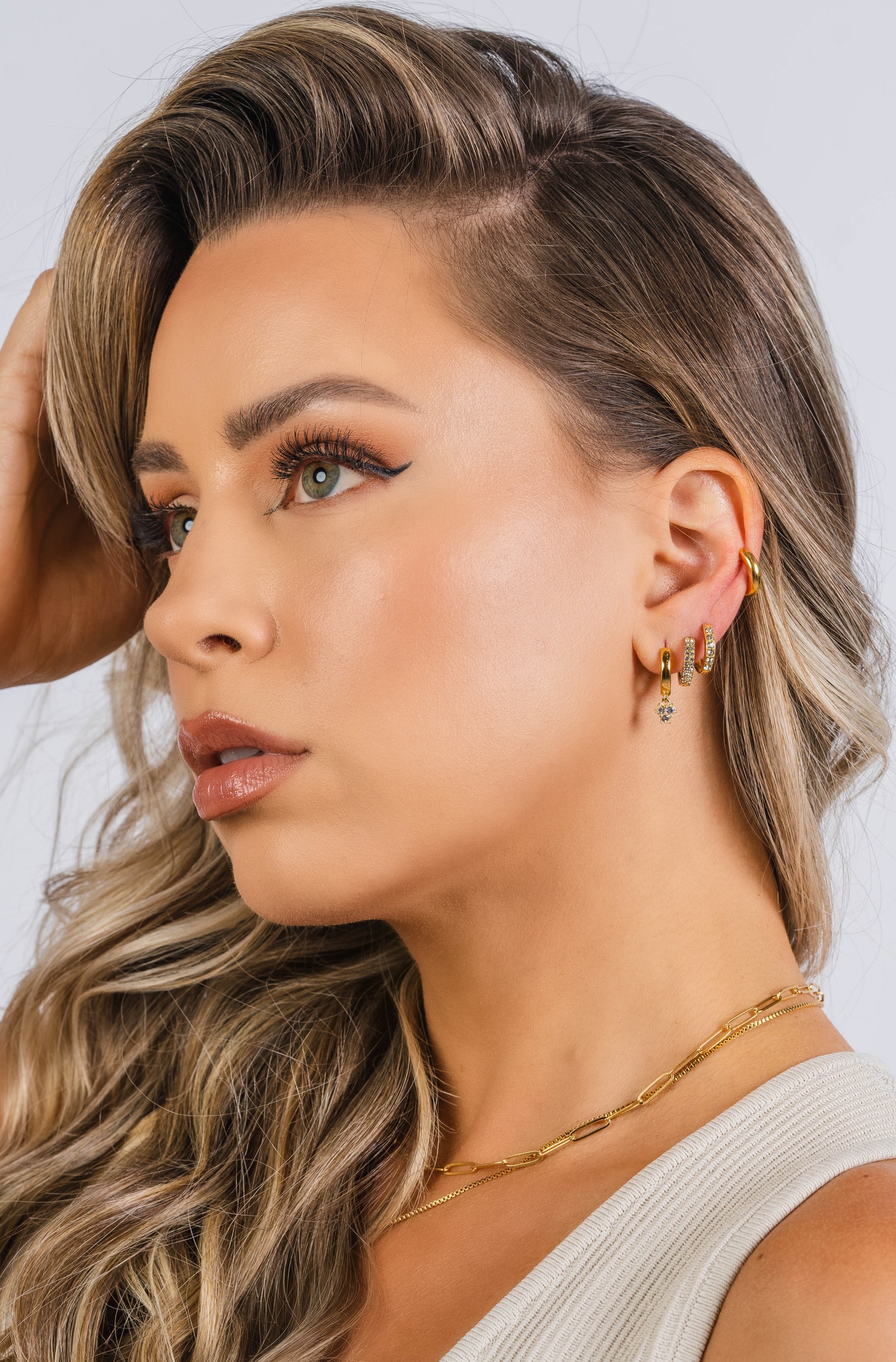 Lorna Double Sided CZ Huggies 💧