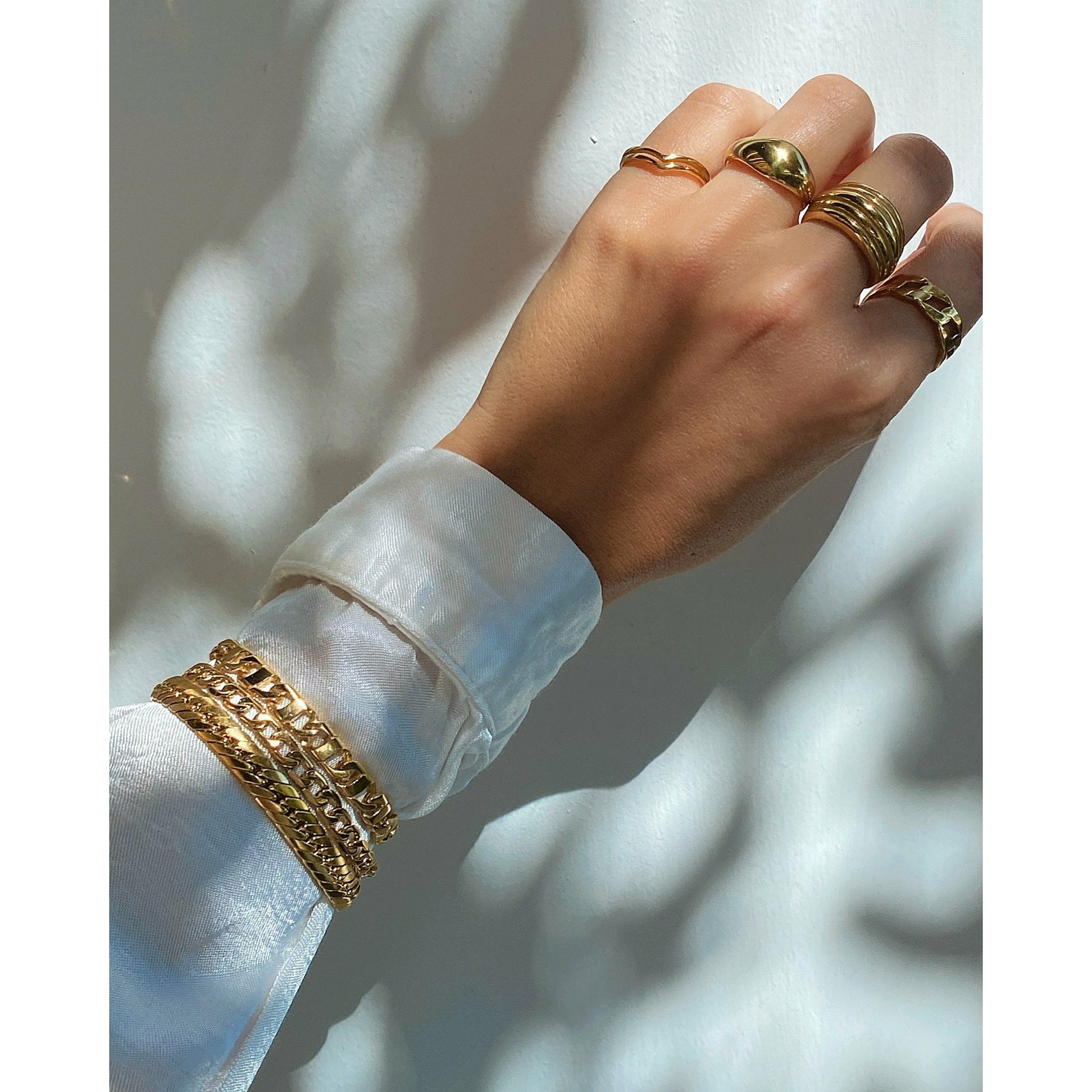 Jenna Lined Ring 💧 - House of Jewels Miami