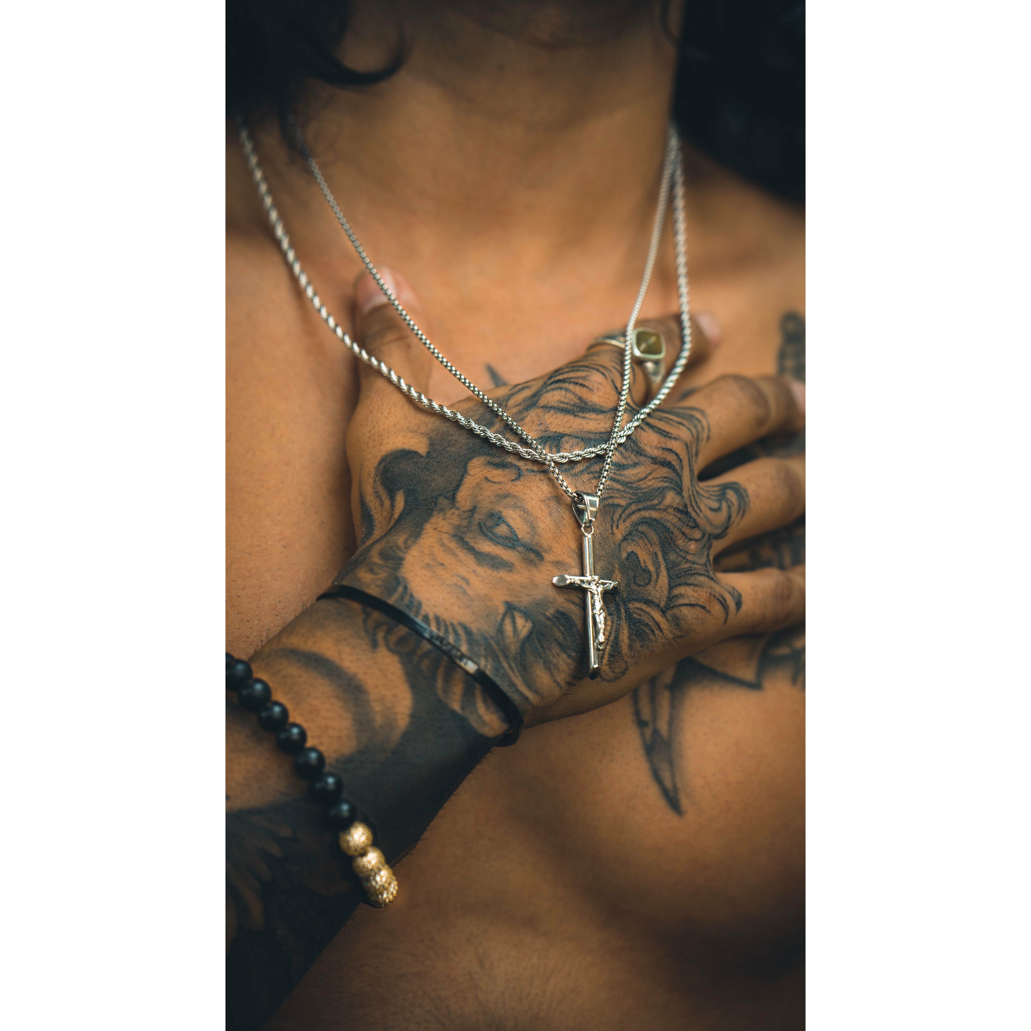 Men's Silver Classic Cross - House of Jewels Miami